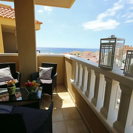 La Perla Sea View, Pool, Parking And Wifi Apartment El Medano (Tenerife)