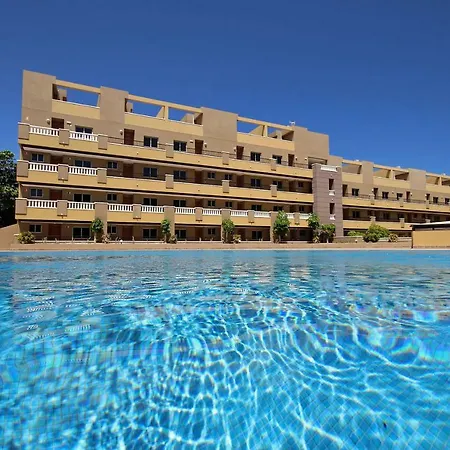 La Perla Sea View, Pool, Parking And Wifi