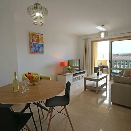 La Perla Sea View, Pool, Parking And Wifi