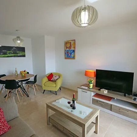La Perla Sea View, Pool, Parking And Wifi El Medano (Tenerife)